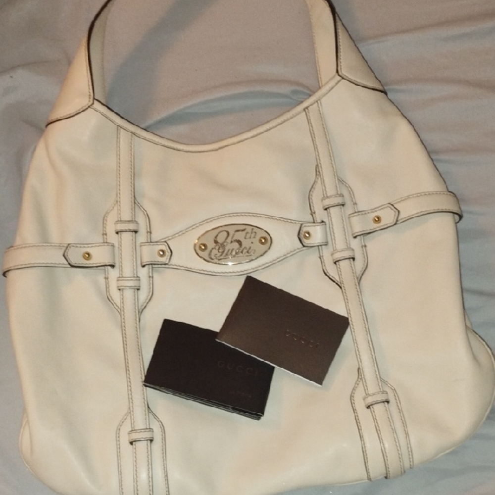 Gucci Cream Leather Shoulder Bag with Gold-Tone 85th Anniversary Plaque